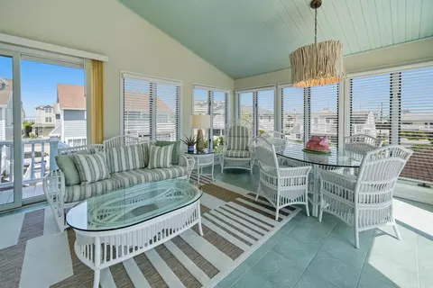 Exterior - 281 69th St, Avalon, NJ 08202 photo 4 of 10