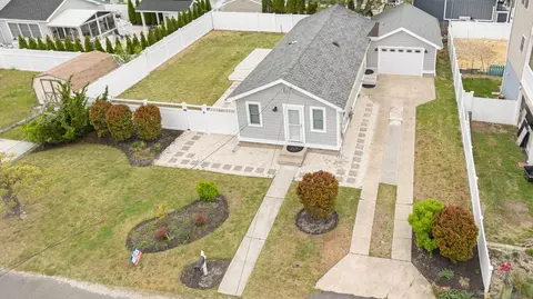 227 Spruce Ave, Villas, NJ 08251