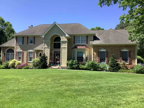 14 Preswyck Ln, Ocean View, NJ 08230