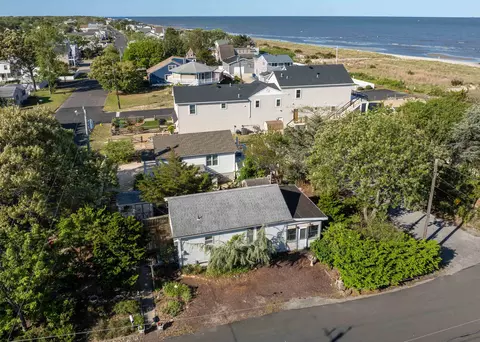 404 Delaware Ave, Villas, NJ 08251