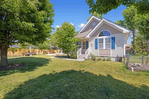 109 Desoto Ave, Villas, NJ 08251