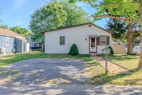 108 Iowa Ave, Villas, NJ 08251