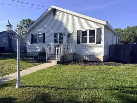 110 Bucknell Ave, Del Haven, NJ 08251