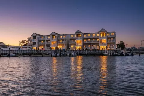 219 W 4th Ave #207, North Wildwood, NJ 08260