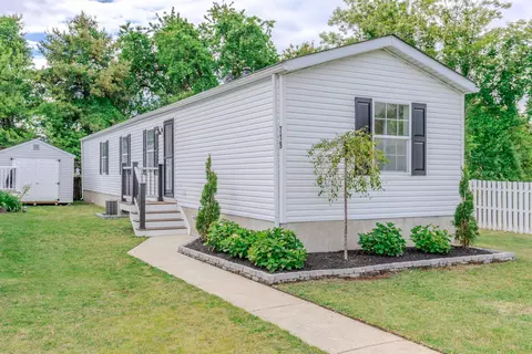 719 Lilly Pond Dr, Erma, NJ 08204