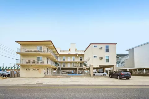 320 E Wildwood Ave #304, Wildwood, NJ 08260