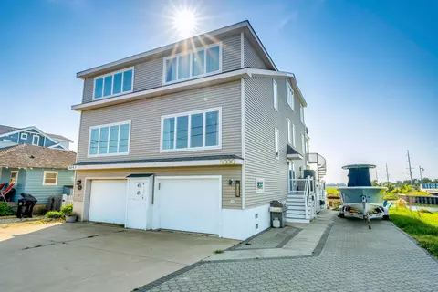 3030 Ocean Dr #N, Avalon, NJ 08202