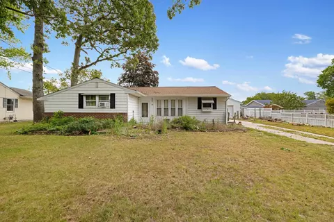 118 Keyport Rd, North Cape May, NJ 08204