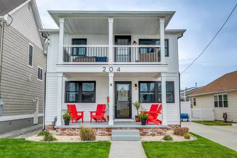 204 E Hollywood Ave, Wildwood Crest, NJ 08260