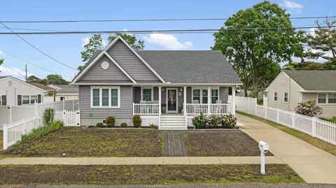 203 Hughes Ave, North Cape May, NJ 08204