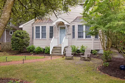 410 Oxford Ave, Cape May Point, NJ 08212