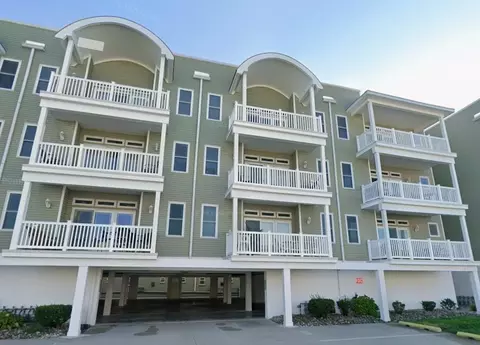 407 E Palm Rd #204, Wildwood Crest, NJ 08260