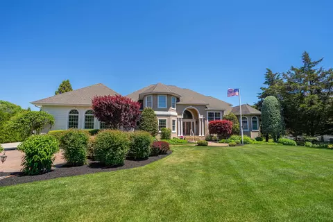 24 Cedar Meadow Dr, Cape May Court House, NJ 08210