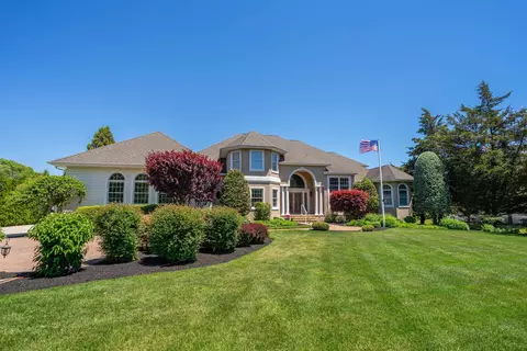 24 Cedar Meadow Dr, Cape May Court House, NJ 08210