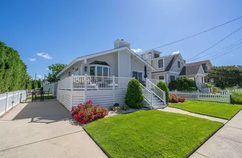 189 11th St, Avalon, NJ 08202