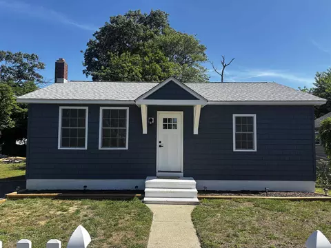 239 E Delaware Pkwy, Villas, NJ 08251