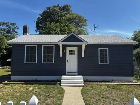 239 E Delaware Pkwy, Villas, NJ 08251