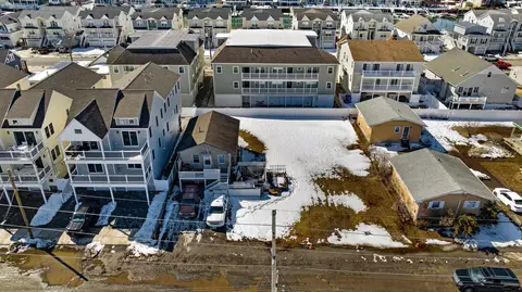 514 W Baker Ave, Wildwood, NJ 08260