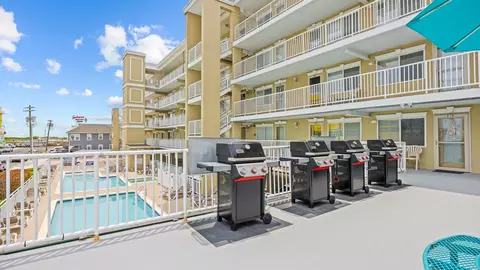 1800 Ocean Ave #407, North Wildwood, NJ 08260