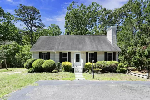 36 Hope Corson Rd, Ocean View, NJ 08230