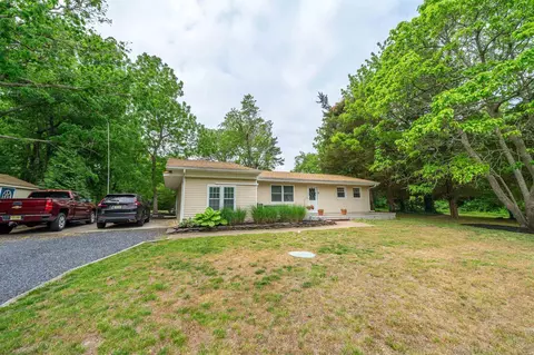 231 Hagen Rd, Cape May Court House, NJ 08210