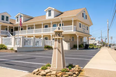8006 Seaview Ave #205, Wildwood Crest, NJ 08260