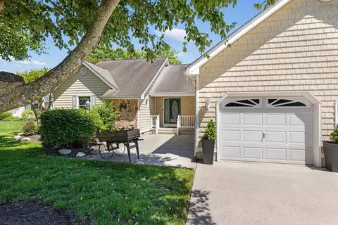 3 Captains Ct, Cape May, NJ 08204