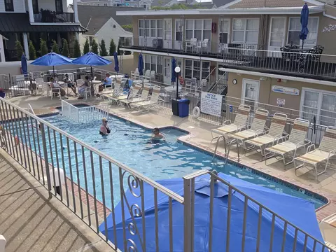 422 4th # 104, North Wildwood, NJ 08260