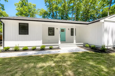 506 Hand Ave, Cape May Court House, NJ 08210