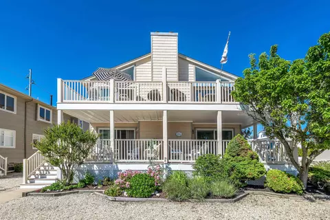 281 68th St #EAST, Avalon, NJ 08202