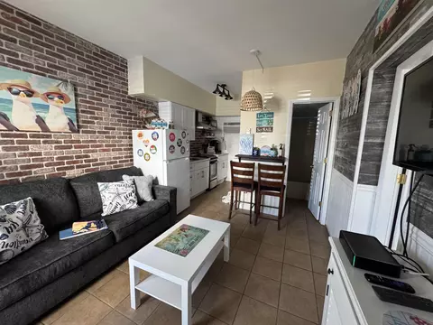 320 E Wildwood Ave #101, Wildwood, NJ 08260