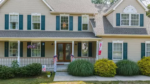 6 Hill Top Dr, Marmora, NJ 08223