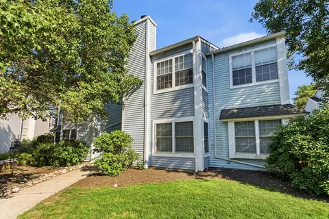 72 Meadow Rdg #72, Galloway, NJ 08205