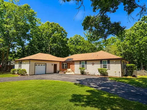 36 Robin Dr, Cape May Court House, NJ 08210
