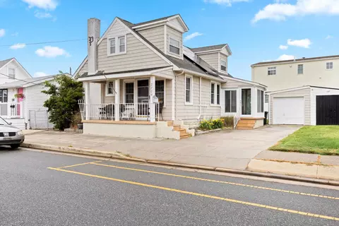 2704 Hudson Ave, Wildwood, NJ 08260