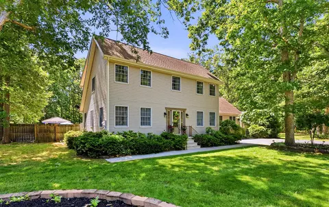 46 N Sunset Dr, Woodbine, NJ 08270