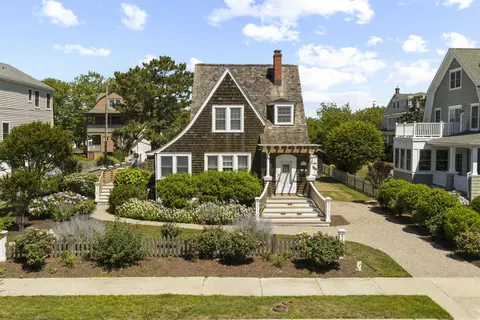 1211 New Jersey Ave, Cape May, NJ 08204