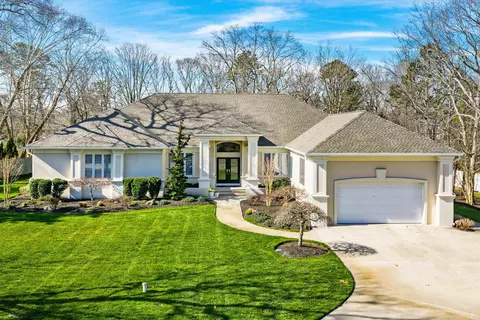 14 Caledonia Dr, Ocean View, NJ 08230