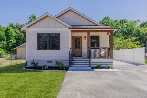 315 Reeves St, Cape May Court House, NJ 08210