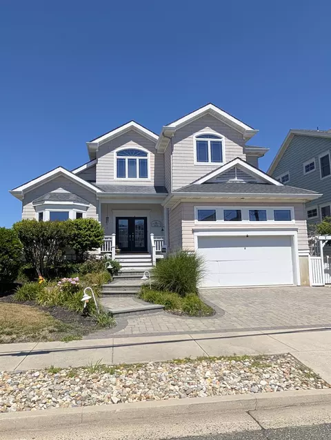 1878 Ocean Dr, Avalon, NJ 08202