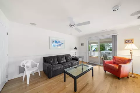 Living - 105 40th St, Avalon, NJ 08202 photo 1 of 4