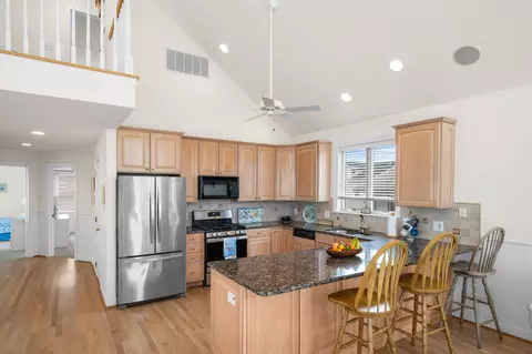 Kitchen - 105 40th St, Avalon, NJ 08202 photo 1 of 2