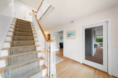 Entry Way - 105 40th St, Avalon, NJ 08202 photo 2 of 6