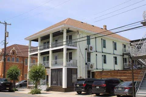 313 Glenwood Ave #1, Wildwood, NJ 08260