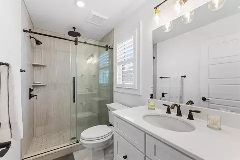 Bath - 141 30th St, Avalon, NJ 08202 photo 2 of 8