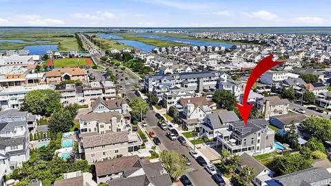 View/Area - 141 30th St, Avalon, NJ 08202 photo 3 of 4