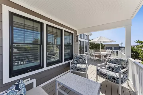 Exterior - 141 30th St, Avalon, NJ 08202 photo 7 of 12