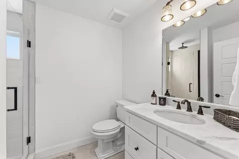 Bath - 141 30th St, Avalon, NJ 08202 photo 8 of 8