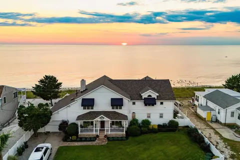 5 Delaware Ave, Villas, NJ 08251