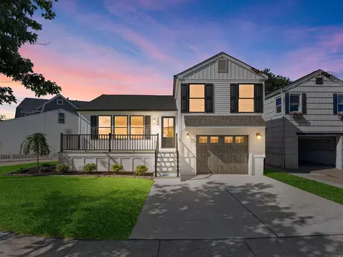 104 Crescent Rd, Ocean City, NJ 08226